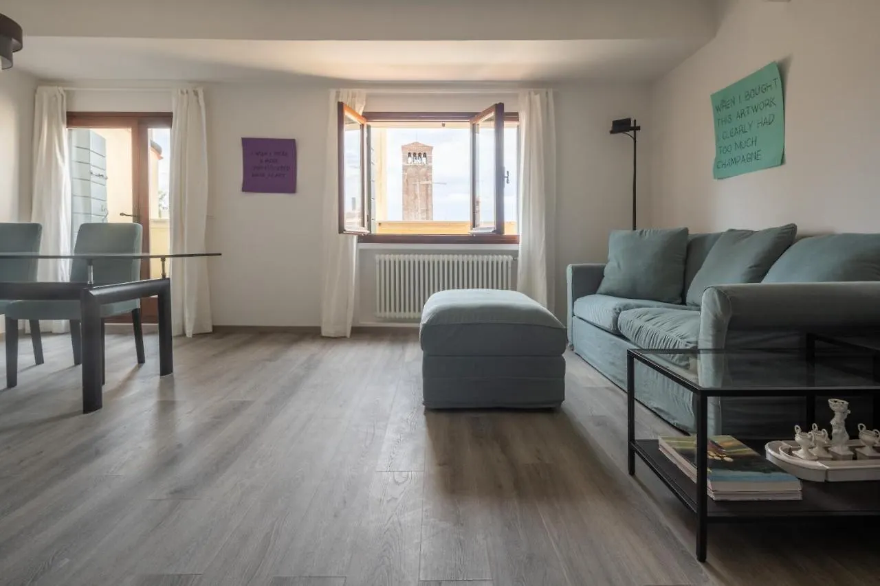 Bright Apartment On Venetian Roofs R&R Venezia